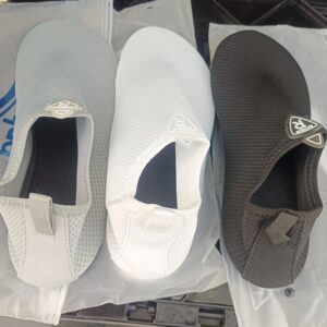 Chaussures chaussons de plage sport aquatique Racqua