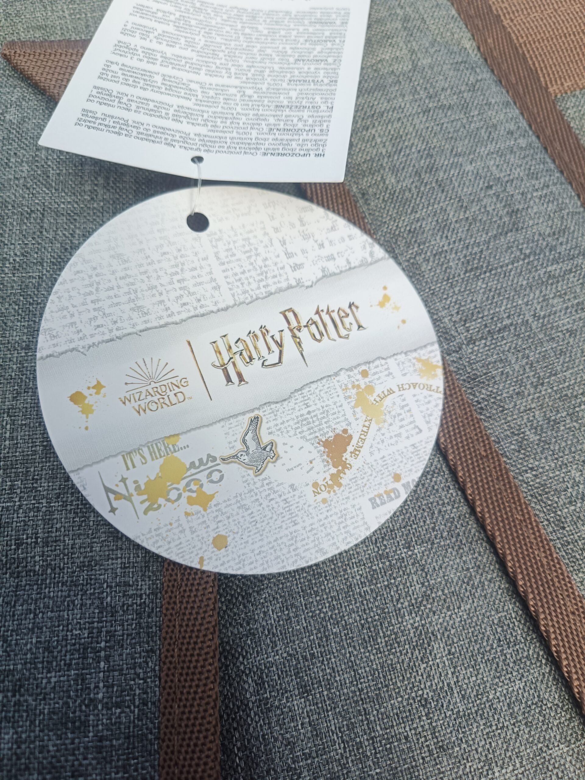 Sac à dos Harry Potter - Édition Premium(écusson rouge) Poudlard – Image 3