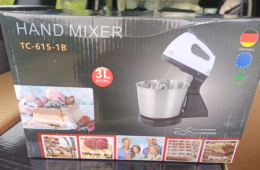 Batteur électrique avec bol inox 3 L